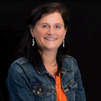 Nancy Van Hecke